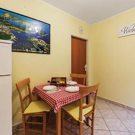 Apartman Cozy In With Wifi