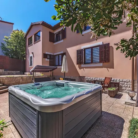 Lejlighed Cozy In With Wifi *