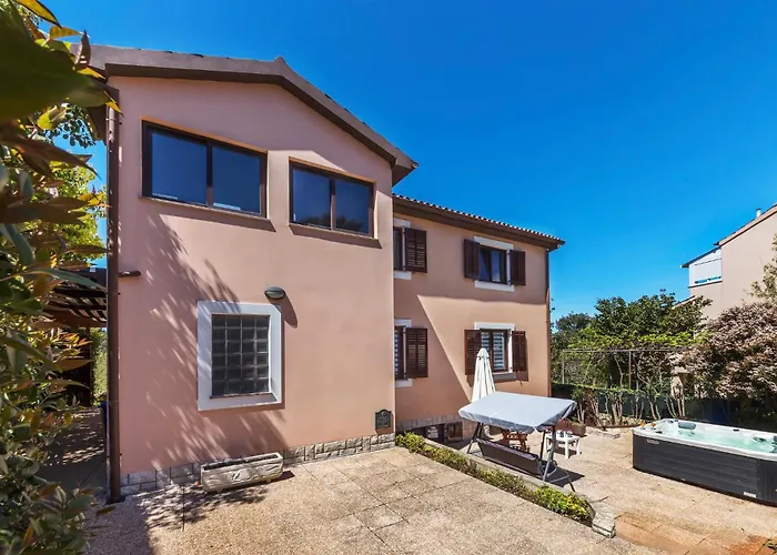 Cozy In With Wifi 풀라