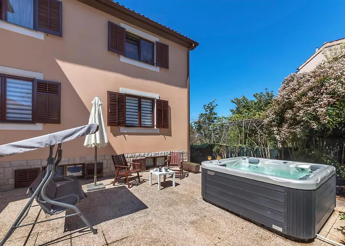 Cozy In With Wifi 아파트