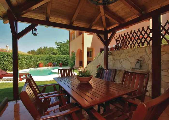 Cozy In With Wifi Apartment